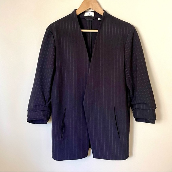 Aritzia Wilfred New Power Blazer Navy Blue Pinstripe Size 12 - Picture 6 of 12